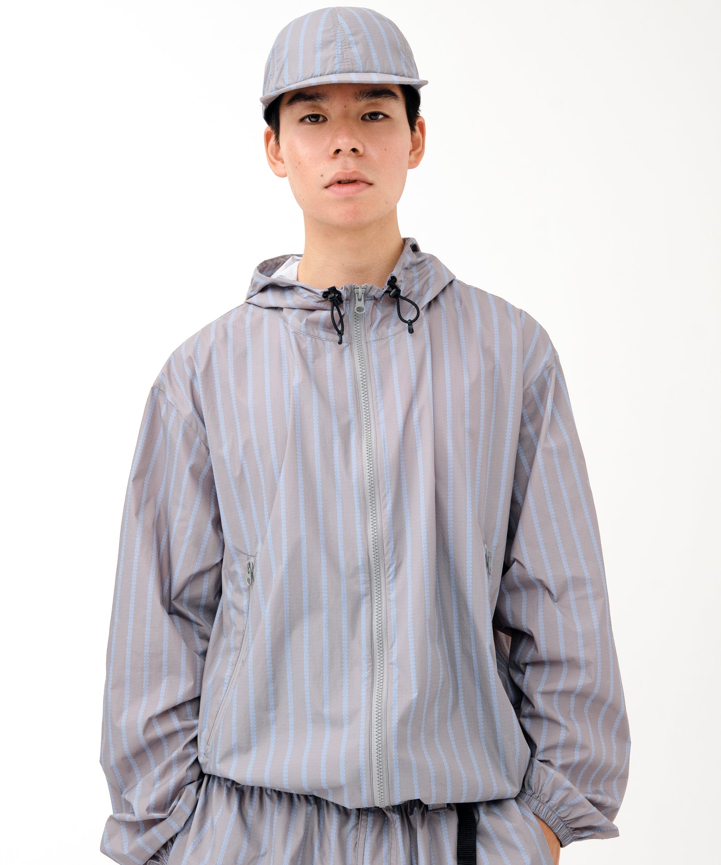Stripe Nylon Hooded Jacket (GRAY)