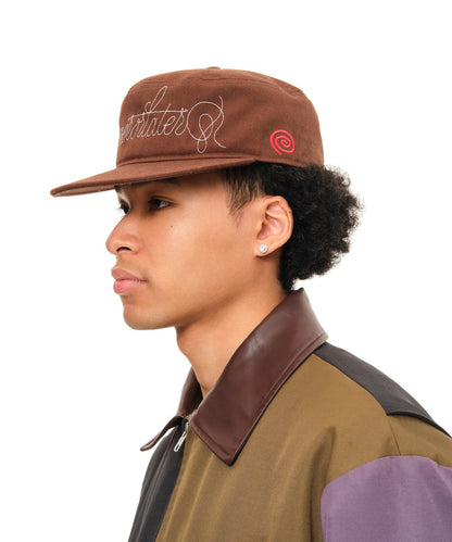 Cursive Logo Pill Box Cap (BROWN)