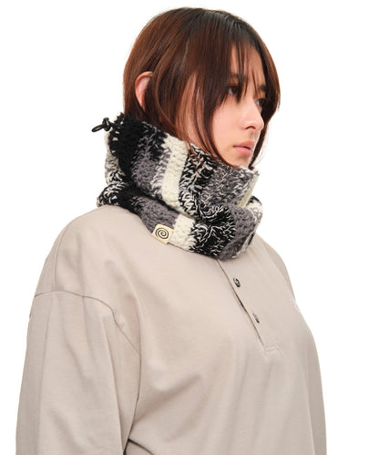 Hand-knitted Neck Warmer (GRAY MIX)